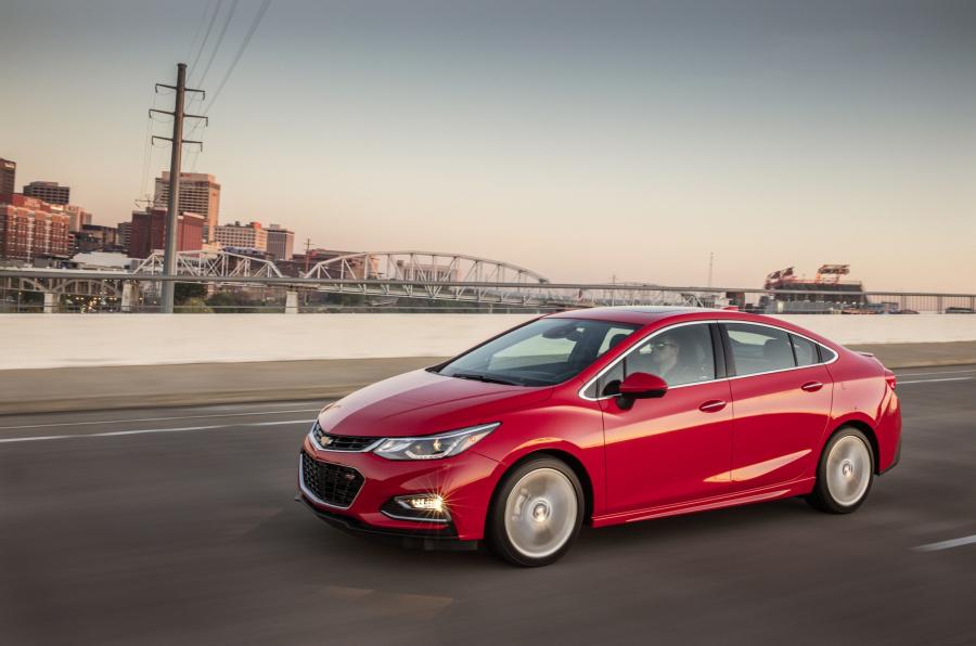  Chevrolet Cruze Premier RS 2016 года  (фото 22 из 34)